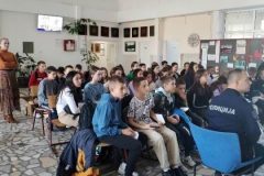 img-3e6db3e3581f5a50c13bd867ecd519e1-v