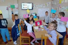 img-76a710f4dc9c4afb3d4aeb1a3227615f-v