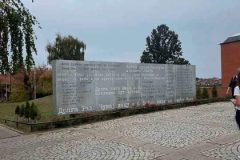 IMG-6b01be91b385597b727fa471a1de7025-V